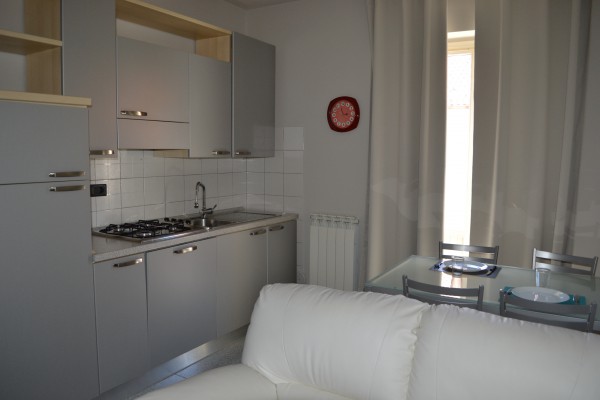 A Pochi Passi Appartamenti Venaria - Appartamento Sole - cucina