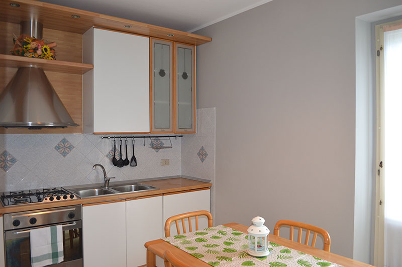 A Pochi Passi Appartamenti Venaria Reale - Appartamento Luna - cucina